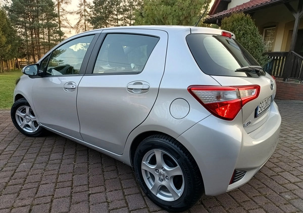 Toyota Yaris cena 46900 przebieg: 60000, rok produkcji 2018 z Gliwice małe 667